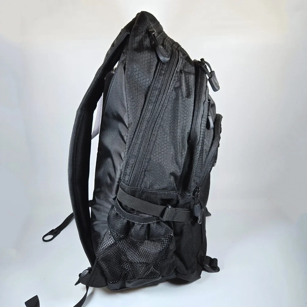 New High Sierra Loop Backpack Black 33L Laptop Tablet Sleeve Travel Bag NWT